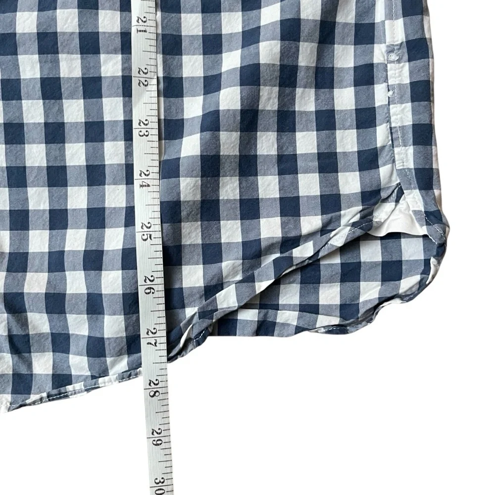 J.‎ Crew Navy and White Long Sleeve Dress Shirt Checkered Gingham Button Shirt